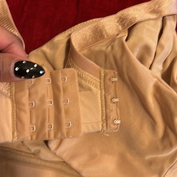 Bella maternity nursing bra size 38 F/ G:(H:( - Picture 6 of 11